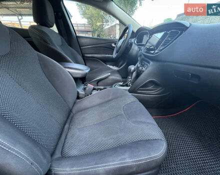 Чорний Додж Дарт, об'ємом двигуна 2.4 л та пробігом 185 тис. км за 8000 $, фото 28 на Automoto.ua