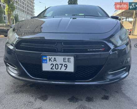 Чорний Додж Дарт, об'ємом двигуна 2.4 л та пробігом 185 тис. км за 8000 $, фото 5 на Automoto.ua
