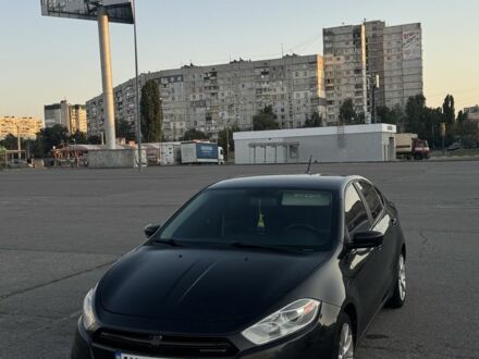 Черный Додж Дарт, объемом двигателя 2 л и пробегом 196 тыс. км за 7400 $, фото 1 на Automoto.ua