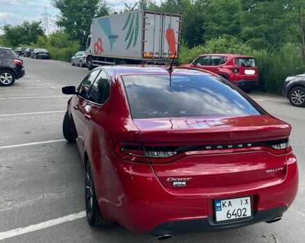 Красный Додж Дарт, объемом двигателя 2.36 л и пробегом 120 тыс. км за 9600 $, фото 3 на Automoto.ua