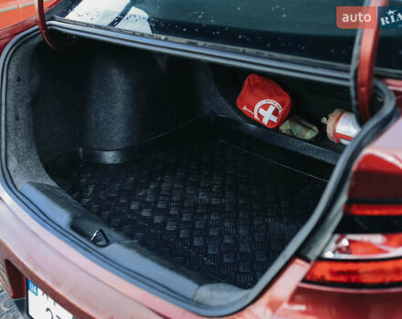 Красный Додж Дарт, объемом двигателя 2.4 л и пробегом 165 тыс. км за 9500 $, фото 23 на Automoto.ua