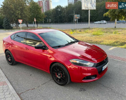 Красный Додж Дарт, объемом двигателя 2.36 л и пробегом 140 тыс. км за 7500 $, фото 5 на Automoto.ua