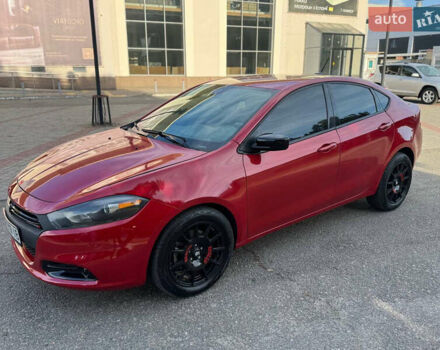 Красный Додж Дарт, объемом двигателя 2.36 л и пробегом 140 тыс. км за 7500 $, фото 6 на Automoto.ua