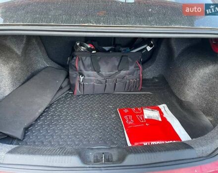 Красный Додж Дарт, объемом двигателя 2.36 л и пробегом 120 тыс. км за 9600 $, фото 13 на Automoto.ua