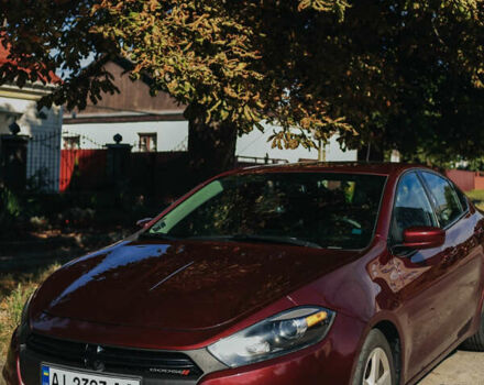 Красный Додж Дарт, объемом двигателя 2.4 л и пробегом 165 тыс. км за 9500 $, фото 1 на Automoto.ua