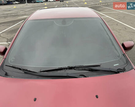 Красный Додж Дарт, объемом двигателя 2 л и пробегом 198 тыс. км за 7999 $, фото 5 на Automoto.ua