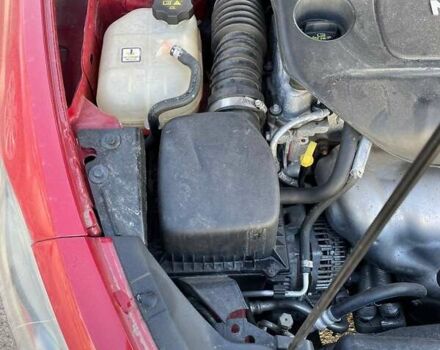 Красный Додж Дарт, объемом двигателя 2.36 л и пробегом 120 тыс. км за 9600 $, фото 18 на Automoto.ua