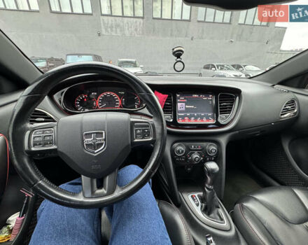 Красный Додж Дарт, объемом двигателя 2.36 л и пробегом 112 тыс. км за 10500 $, фото 15 на Automoto.ua