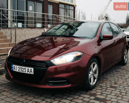 Красный Додж Дарт, объемом двигателя 2.4 л и пробегом 160 тыс. км за 9200 $, фото 1 на Automoto.ua