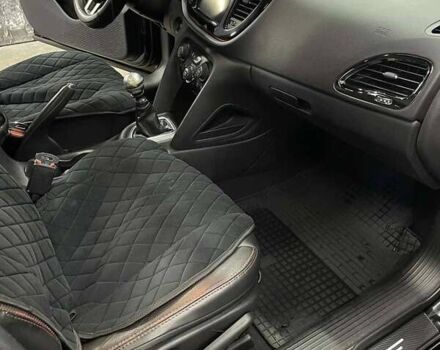 Додж Дарт, объемом двигателя 2.4 л и пробегом 162 тыс. км за 10000 $, фото 5 на Automoto.ua