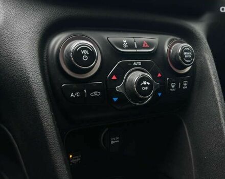 Додж Дарт, объемом двигателя 0 л и пробегом 295 тыс. км за 9450 $, фото 17 на Automoto.ua