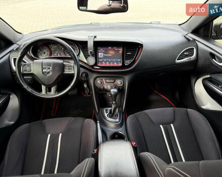 Сірий Додж Дарт, об'ємом двигуна 2.4 л та пробігом 214 тис. км за 8000 $, фото 10 на Automoto.ua