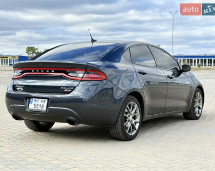 Сірий Додж Дарт, об'ємом двигуна 2.4 л та пробігом 214 тис. км за 8000 $, фото 4 на Automoto.ua