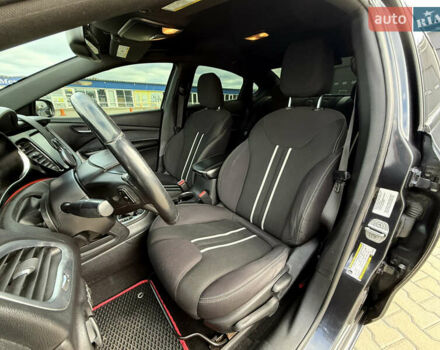 Сірий Додж Дарт, об'ємом двигуна 2.4 л та пробігом 214 тис. км за 8000 $, фото 16 на Automoto.ua