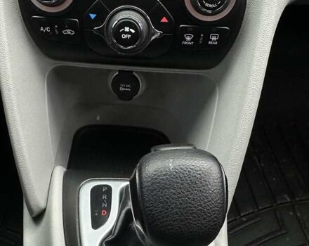 Серый Додж Дарт, объемом двигателя 2 л и пробегом 194 тыс. км за 8400 $, фото 26 на Automoto.ua