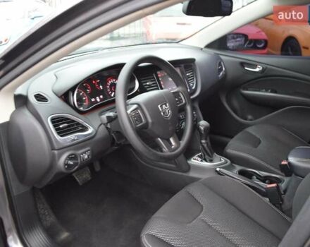 Серый Додж Дарт, объемом двигателя 2.36 л и пробегом 149 тыс. км за 8700 $, фото 12 на Automoto.ua