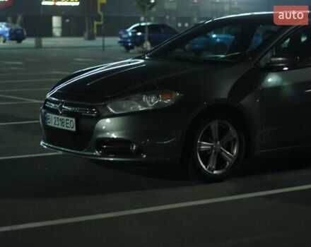 Сірий Додж Дарт, об'ємом двигуна 2 л та пробігом 116 тис. км за 8900 $, фото 1 на Automoto.ua