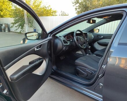 Сірий Додж Дарт, об'ємом двигуна 2.4 л та пробігом 190 тис. км за 6950 $, фото 6 на Automoto.ua