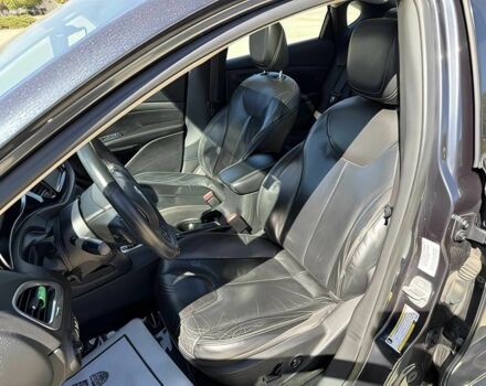 Сірий Додж Дарт, об'ємом двигуна 2.4 л та пробігом 88 тис. км за 3750 $, фото 8 на Automoto.ua