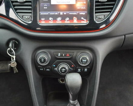 Серый Додж Дарт, объемом двигателя 2.36 л и пробегом 149 тыс. км за 8700 $, фото 21 на Automoto.ua