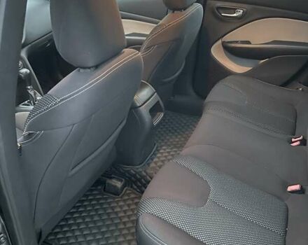 Серый Додж Дарт, объемом двигателя 2.36 л и пробегом 128 тыс. км за 7500 $, фото 10 на Automoto.ua