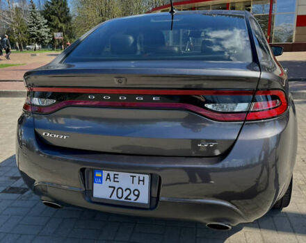 Сірий Додж Дарт, об'ємом двигуна 2.4 л та пробігом 226 тис. км за 9800 $, фото 5 на Automoto.ua