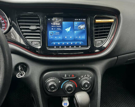 Серый Додж Дарт, объемом двигателя 2.36 л и пробегом 182 тыс. км за 7700 $, фото 19 на Automoto.ua