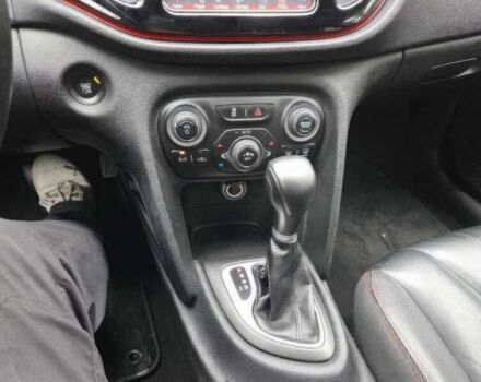 Сірий Додж Дарт, об'ємом двигуна 2.4 л та пробігом 98 тис. км за 6000 $, фото 13 на Automoto.ua