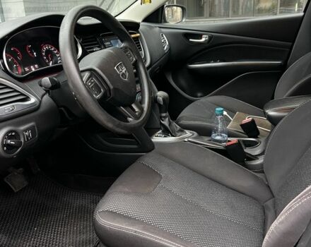 Серый Додж Дарт, объемом двигателя 2.4 л и пробегом 182 тыс. км за 7700 $, фото 9 на Automoto.ua