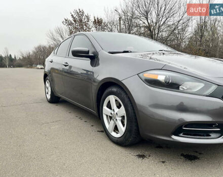 Сірий Додж Дарт, об'ємом двигуна 2.36 л та пробігом 135 тис. км за 8700 $, фото 2 на Automoto.ua