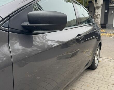 Серый Додж Дарт, объемом двигателя 2.4 л и пробегом 182 тыс. км за 7700 $, фото 18 на Automoto.ua