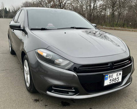 Сірий Додж Дарт, об'ємом двигуна 2.36 л та пробігом 135 тис. км за 8700 $, фото 1 на Automoto.ua