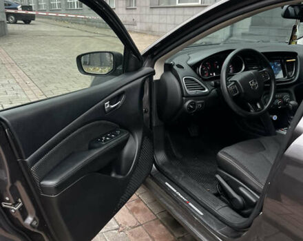 Серый Додж Дарт, объемом двигателя 2.36 л и пробегом 182 тыс. км за 7700 $, фото 14 на Automoto.ua