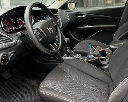 Серый Додж Дарт, объемом двигателя 2.36 л и пробегом 182 тыс. км за 7700 $, фото 17 на Automoto.ua