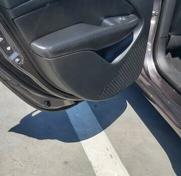 Серый Додж Дарт, объемом двигателя 2.4 л и пробегом 100 тыс. км за 9300 $, фото 30 на Automoto.ua