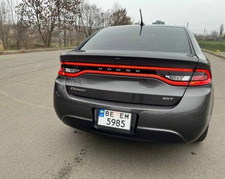 Сірий Додж Дарт, об'ємом двигуна 2.4 л та пробігом 135 тис. км за 8700 $, фото 7 на Automoto.ua