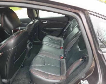 Сірий Додж Дарт, об'ємом двигуна 2.4 л та пробігом 98 тис. км за 6000 $, фото 9 на Automoto.ua