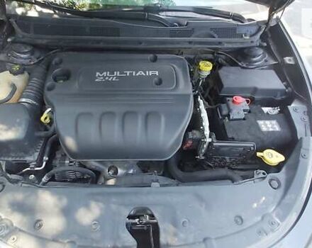 Серый Додж Дарт, объемом двигателя 2.4 л и пробегом 100 тыс. км за 9300 $, фото 7 на Automoto.ua