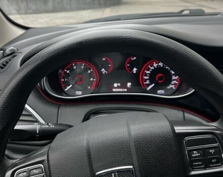 Серый Додж Дарт, объемом двигателя 2.4 л и пробегом 182 тыс. км за 7700 $, фото 8 на Automoto.ua