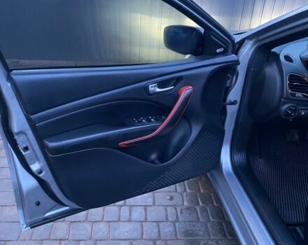 Сірий Додж Дарт, об'ємом двигуна 2.4 л та пробігом 170 тис. км за 9600 $, фото 6 на Automoto.ua