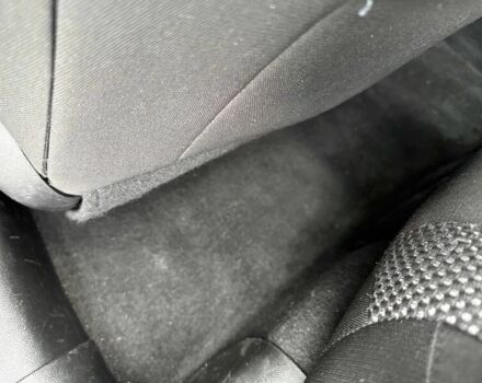 Сірий Додж Дарт, об'ємом двигуна 2 л та пробігом 157 тис. км за 7800 $, фото 14 на Automoto.ua