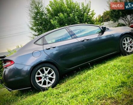 Серый Додж Дарт, объемом двигателя 2.36 л и пробегом 177 тыс. км за 9000 $, фото 1 на Automoto.ua