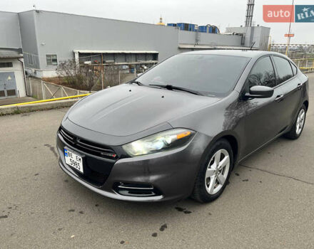 Сірий Додж Дарт, об'ємом двигуна 2.36 л та пробігом 135 тис. км за 8700 $, фото 1 на Automoto.ua