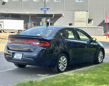 Синий Додж Дарт, объемом двигателя 2.4 л и пробегом 180 тыс. км за 6250 $, фото 7 на Automoto.ua