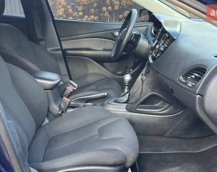 Синий Додж Дарт, объемом двигателя 2 л и пробегом 326 тыс. км за 7500 $, фото 19 на Automoto.ua