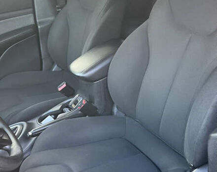 Синий Додж Дарт, объемом двигателя 2 л и пробегом 326 тыс. км за 7500 $, фото 15 на Automoto.ua