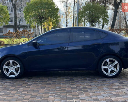 Синий Додж Дарт, объемом двигателя 2 л и пробегом 326 тыс. км за 7500 $, фото 5 на Automoto.ua