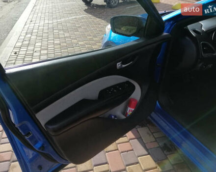 Синій Додж Дарт, об'ємом двигуна 2.36 л та пробігом 170 тис. км за 10600 $, фото 13 на Automoto.ua