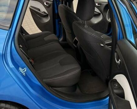 Синій Додж Дарт, об'ємом двигуна 2.4 л та пробігом 190 тис. км за 8700 $, фото 4 на Automoto.ua