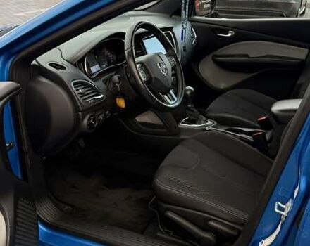 Синій Додж Дарт, об'ємом двигуна 2.4 л та пробігом 190 тис. км за 8700 $, фото 1 на Automoto.ua